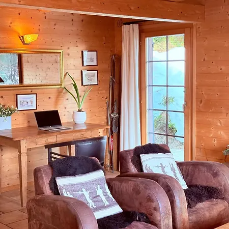 Tuschinski Dağ evi *